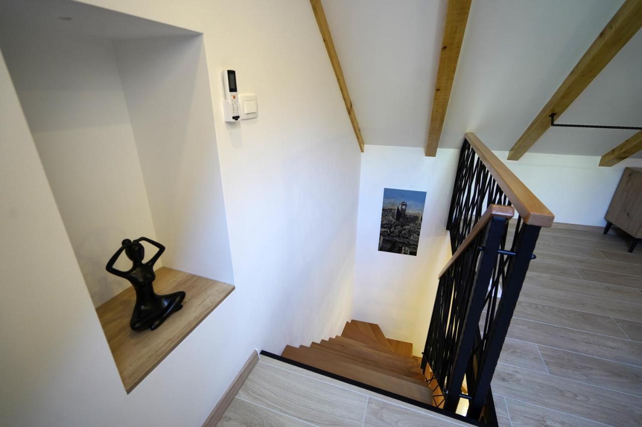 Apartment Ispod Ure Sinj Exterior photo